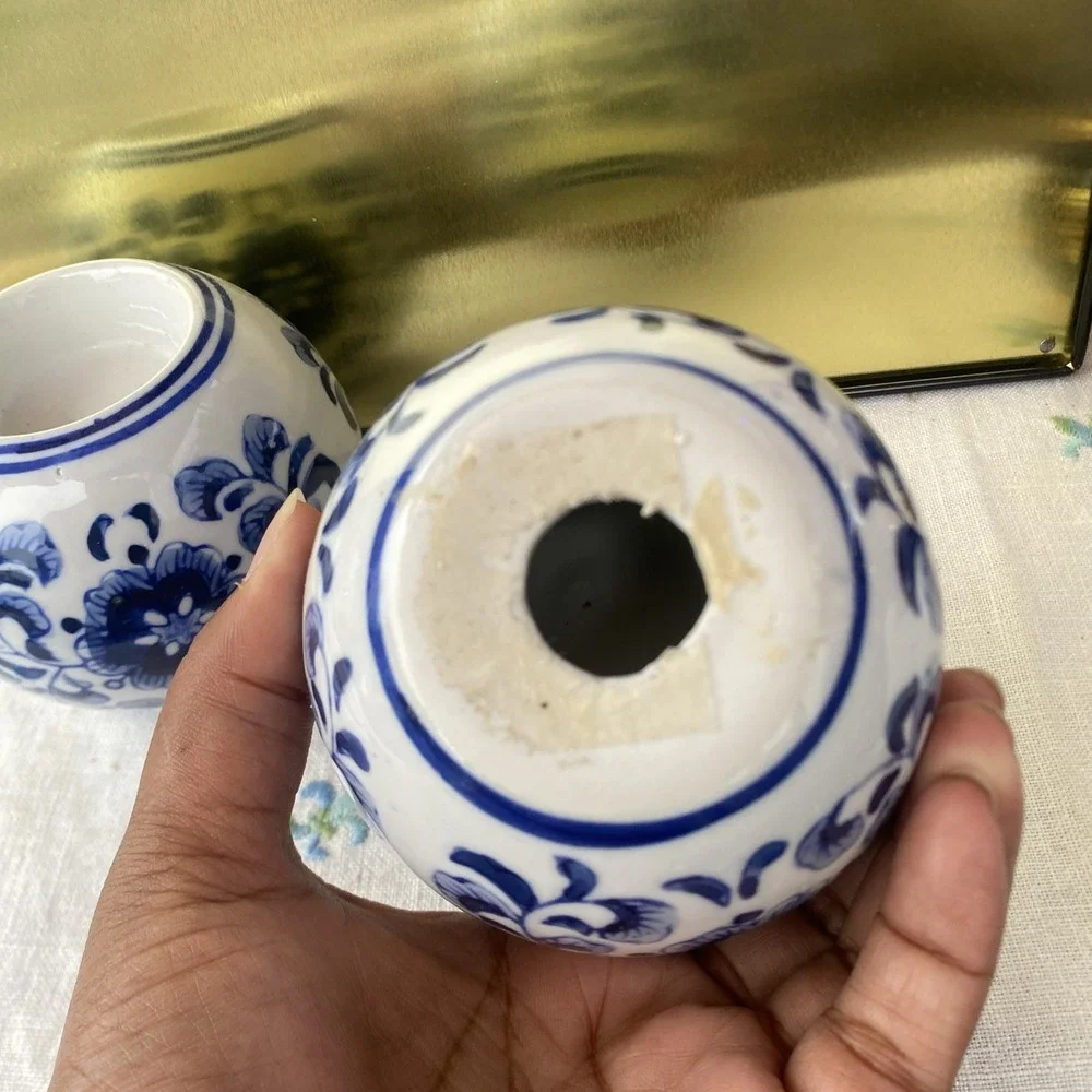 VTG Pair Of Round Blue and White Floral Porcelain Chinoiserie Tea‎ Light Holder